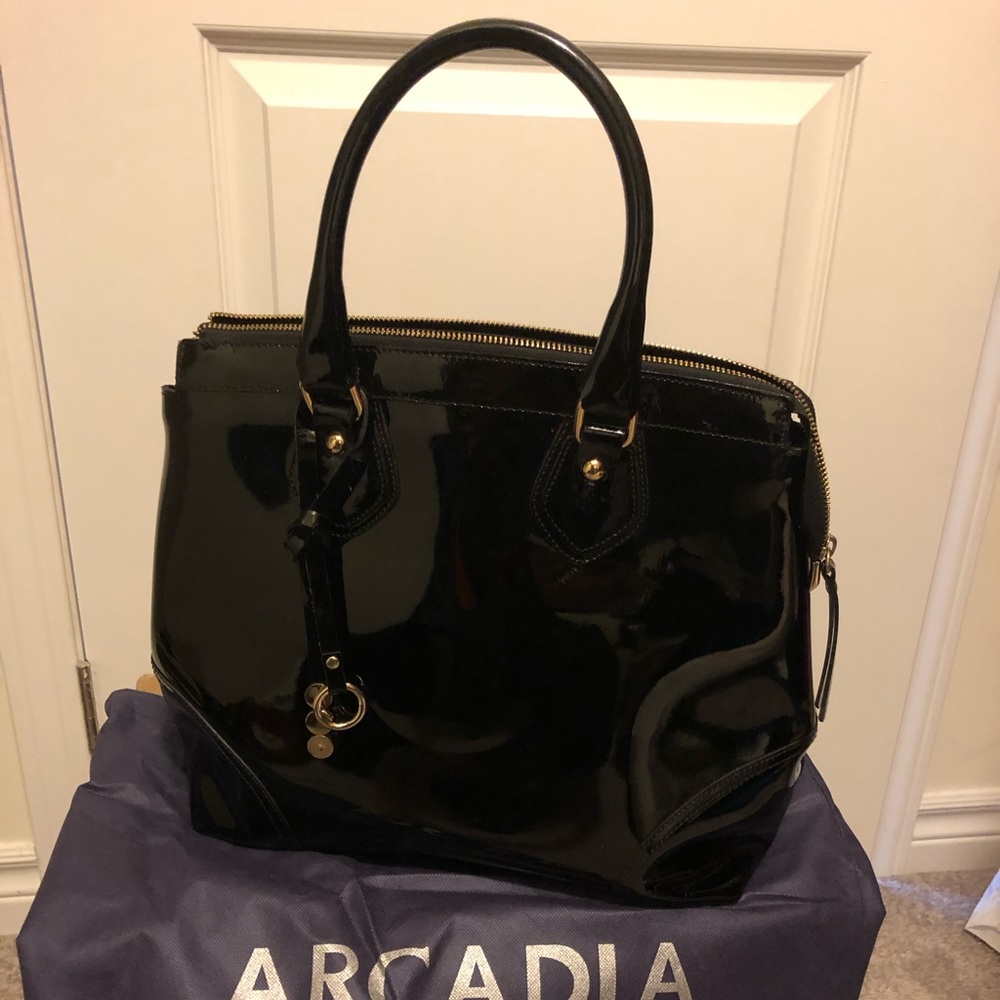 Black patent leather bag